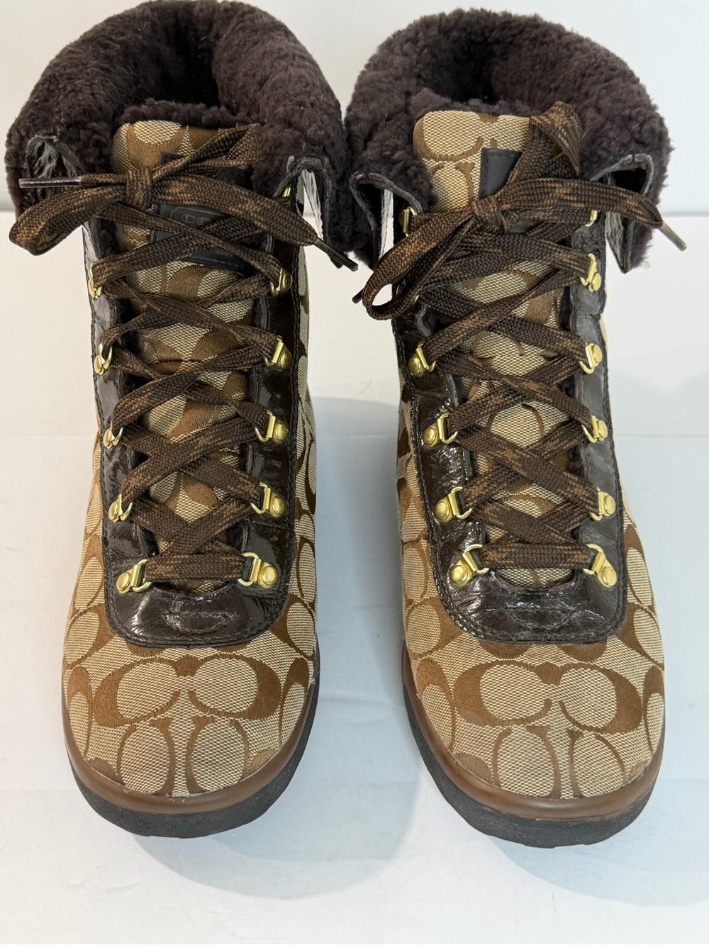 Coach Brown Signature Winter  Lace-Up Fur Collar Boots 9B